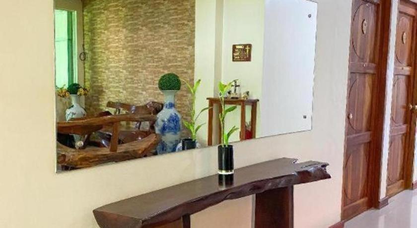 Jm Backpackers Hometel Guimaras Exterior photo