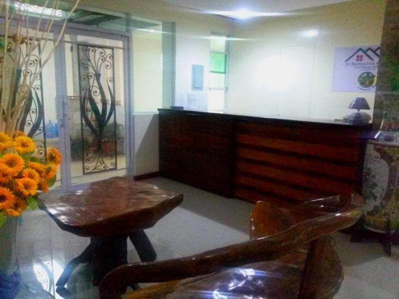 Jm Backpackers Hometel Guimaras Exterior photo